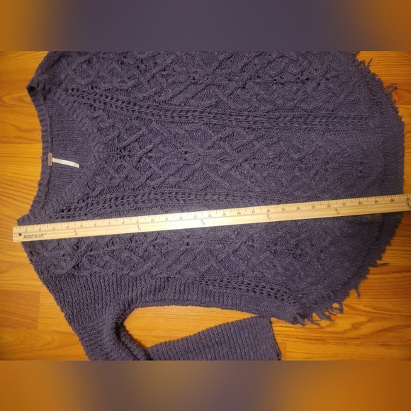 Free People Cross My Heart Pullover V Neck Sweater XS Deep Orchid Purple Raw Hem - Picture 6 of 16